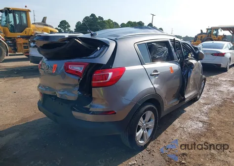 2013 Kia Sportage Lx z USA, uszkodzony, nr VIN KNDPB3A27D7460621